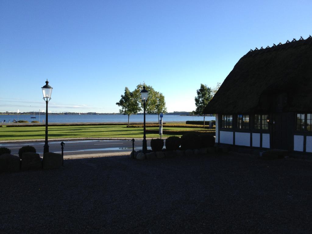 Munkebo Kro & Hotel Esterno foto